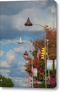 The Hershey Kiss lights on Chocolate Ave