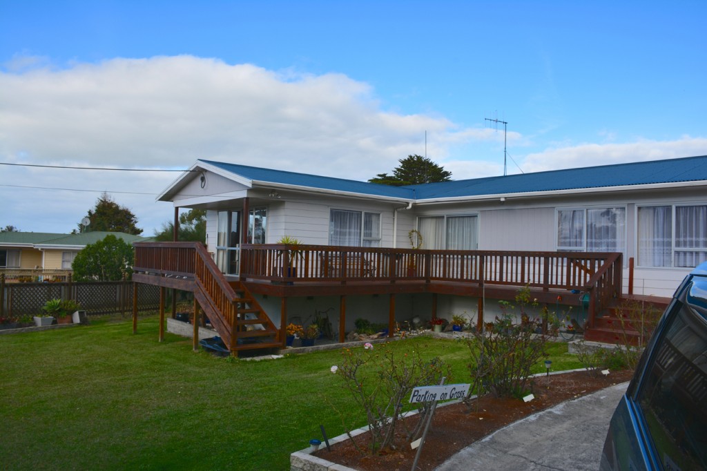 The quest apartment is the section that the deck steps lead up to