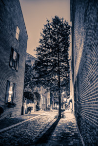 An alley in the Olde City Black and White Version